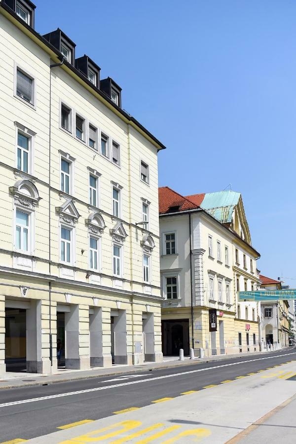 City Centre Chic Apartment Ljubljana 2/4 المظهر الخارجي الصورة